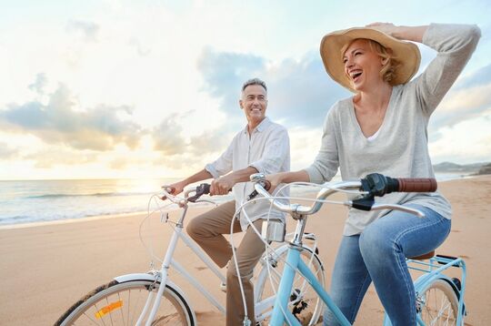 Bild Mit dem Fahrrad, dass ueber unseren Partner verliehen wird, koennen Gaeste die Umgebung um Caorle erkunden.